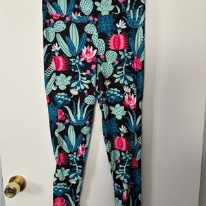 Fabulegs Butter Soft Feminine Floral Cactus Print Leggings